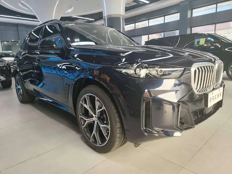 2023 BMW X5 xDrive 30Li Exclusive M Sport Night Package