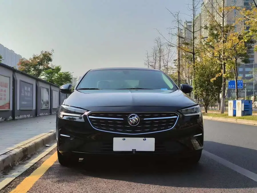 بيوك ريجال 2020 552T النخبة