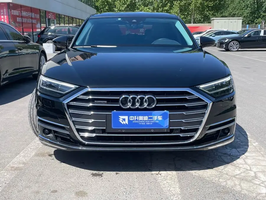 أودي A8 طراز 2022 A8L 50 TFSI كواترو إصدار الراحة