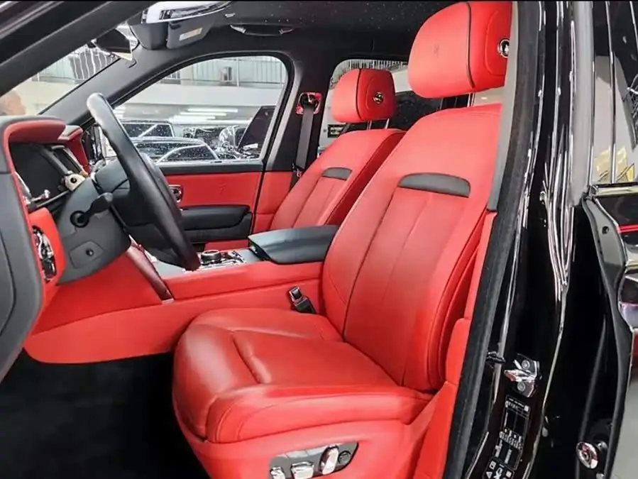 كولينان 2018 نسخة أربعة مقاعد