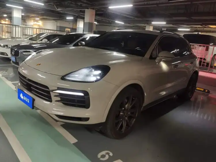 2023 Cayenne 3.0T Platinum Edition