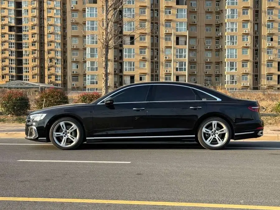 Audi A8 2023 A8L 50 TFSI quattro Premium