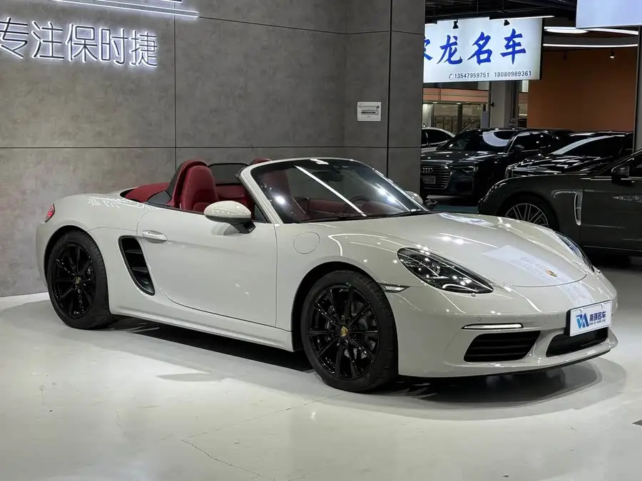 Porsche 718 2020 Model Boxster 2.0T