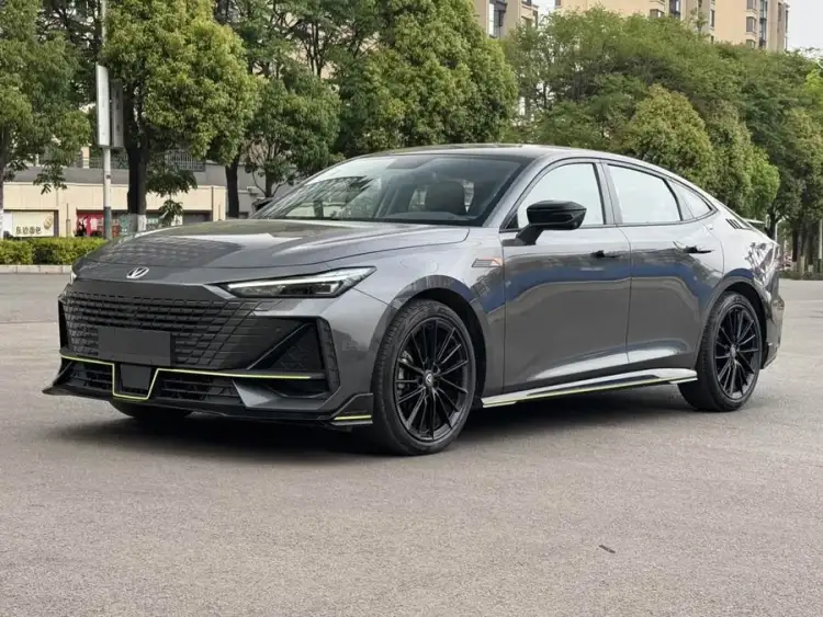 Changan UNI-V 2022 1.5T Sport Edition