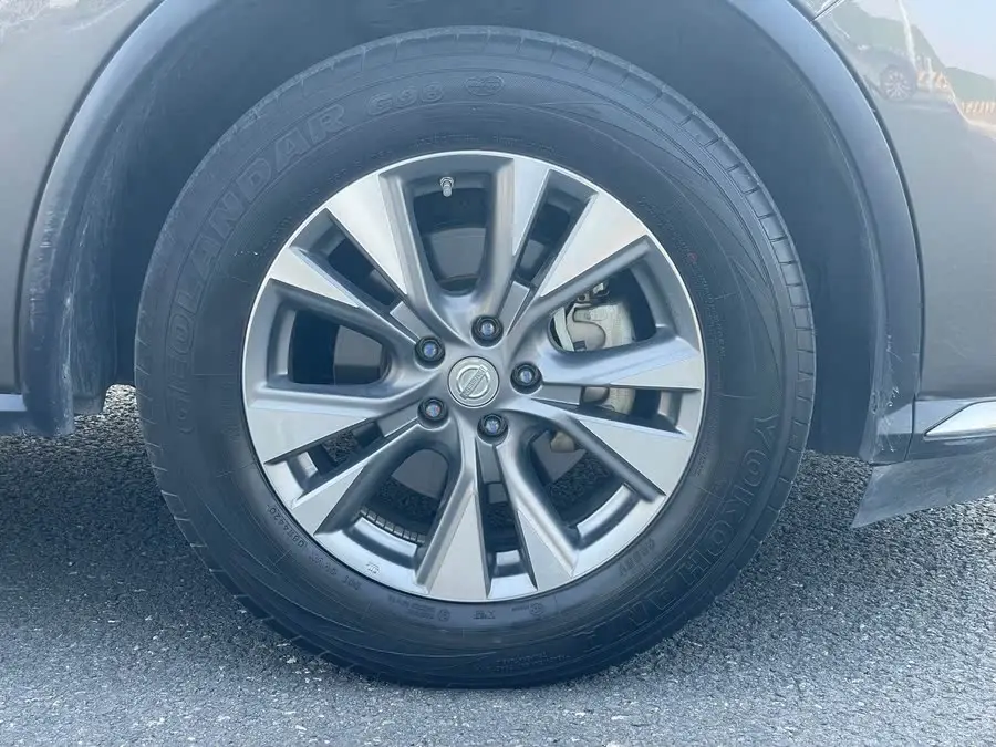 لوLan 2021 2.5L XL نسخة الفخامة الذكية ذات الدفع الثنائي