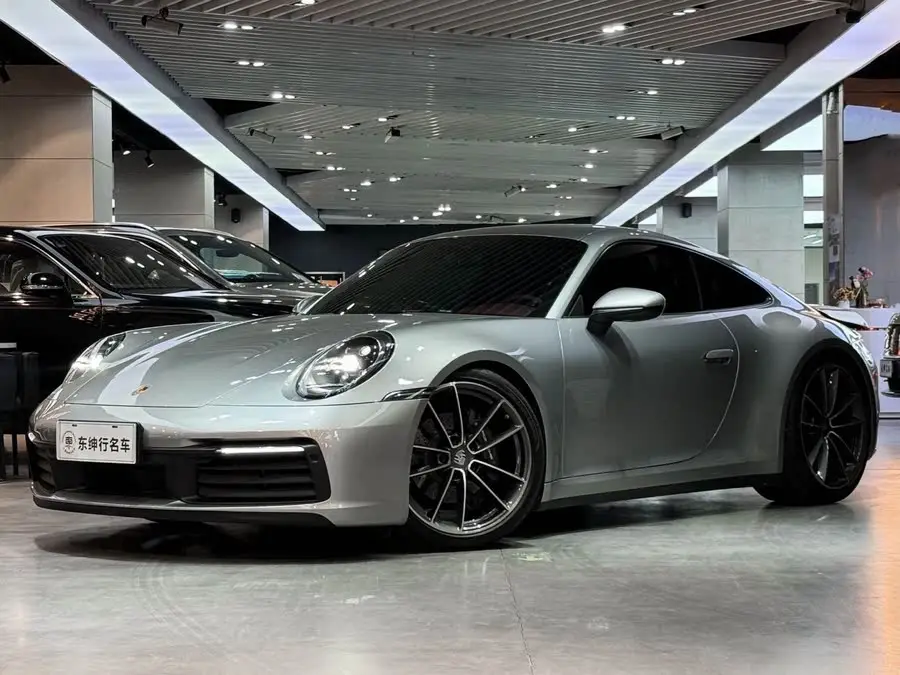 Porsche 911 2022 Carrera 3.0T