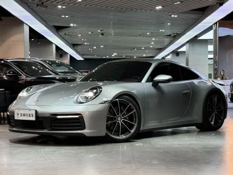 Porsche 911 2022 Carrera 3.0T