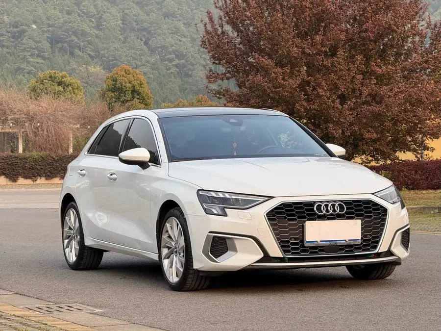 أودي A3 2021 سبورت باك 35 TFSI الفئة الفاخرة