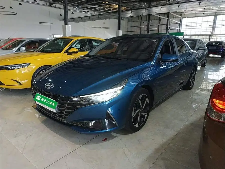 إيلانتر 2022 1.5 لتر CVT LUX النسخة المتميزة