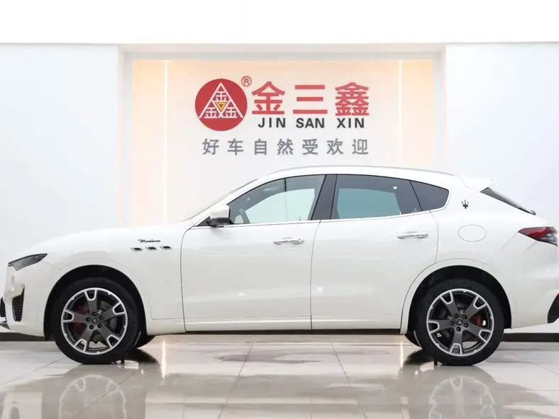 Levante 2023 3.0T Modena