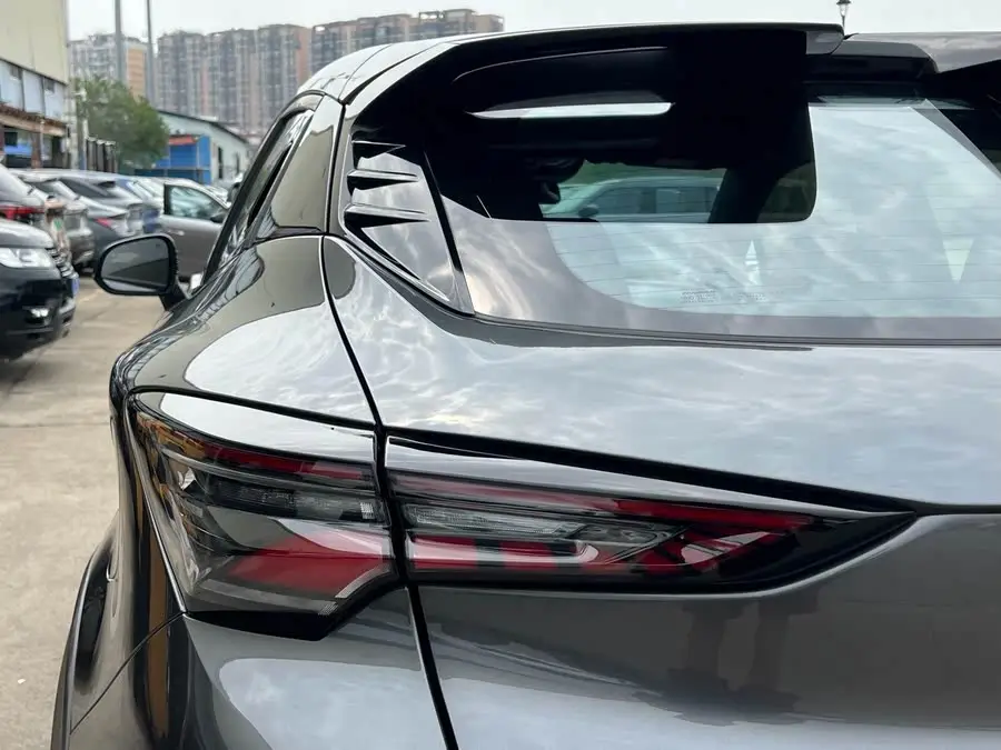 شانجان UNI-T 2020 1.5T الطراز الرائد