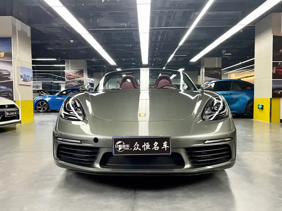 Porsche 718 2020 Model Boxster 2.0T