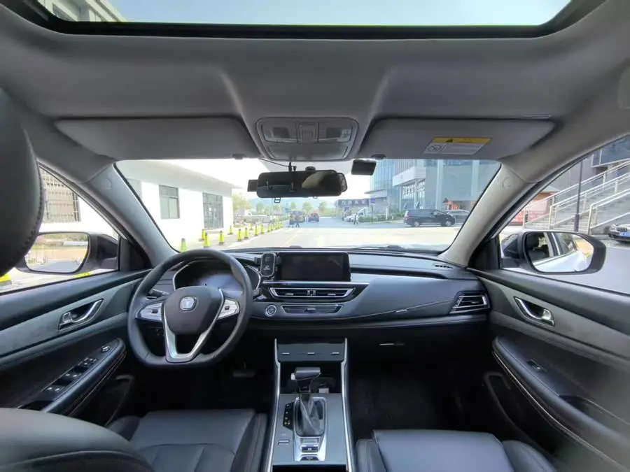 تشانغ آن CS75 2022 نسخة الحوت الأزرق 1.5T DCT الفاخرة