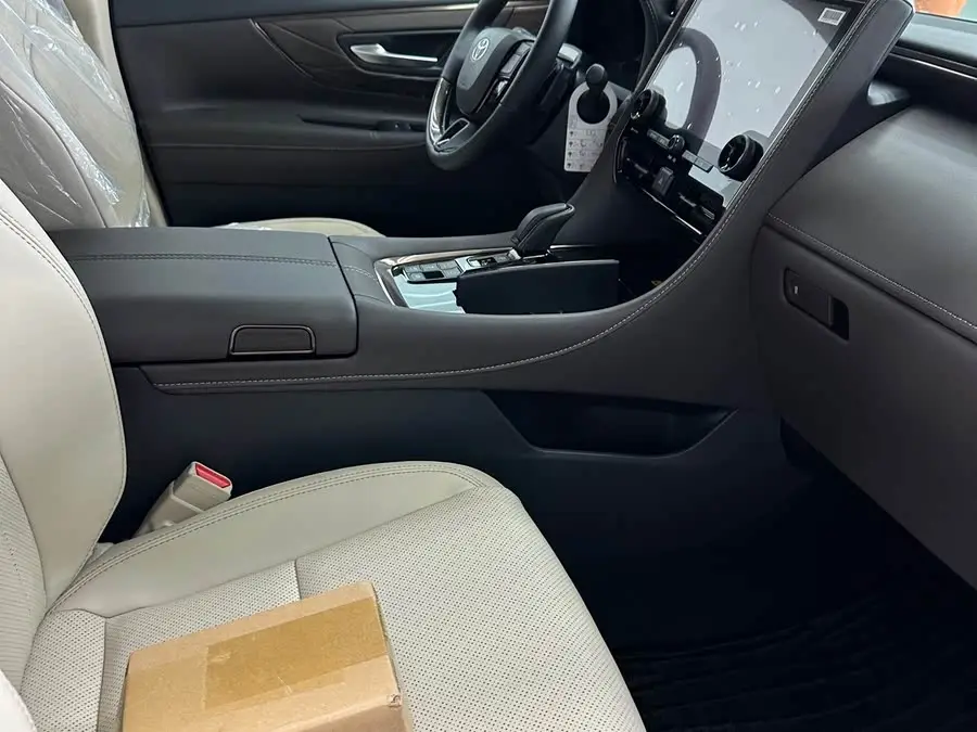 ألفارد 2024 Dual Engine 2.5L Premium Edition