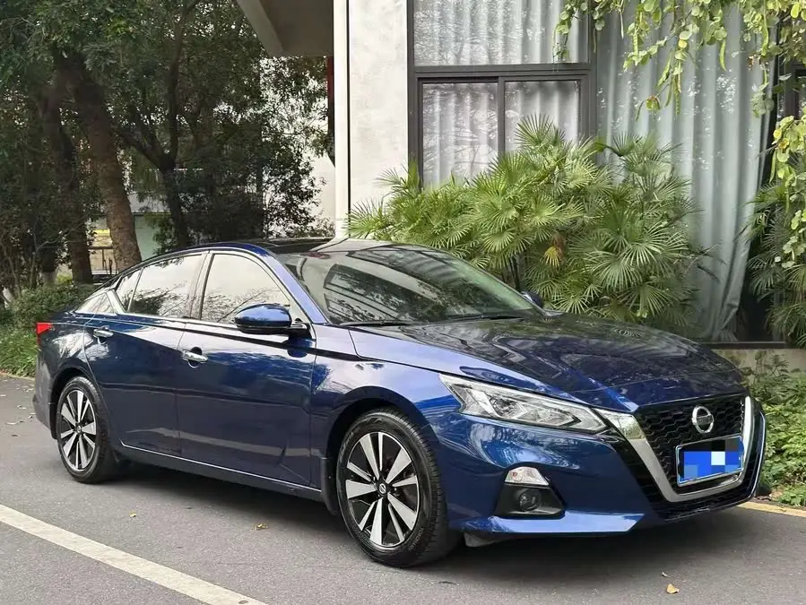 تينلا 2021 2.0L XL إصدار الراحة