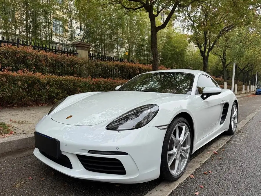 Porsche 718 2022 Cayman 2.0T