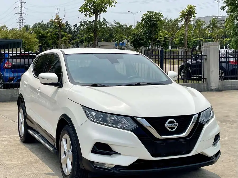 نيسان إكس-تريل 2021 2.0 لتر CVT النسخة الذكية