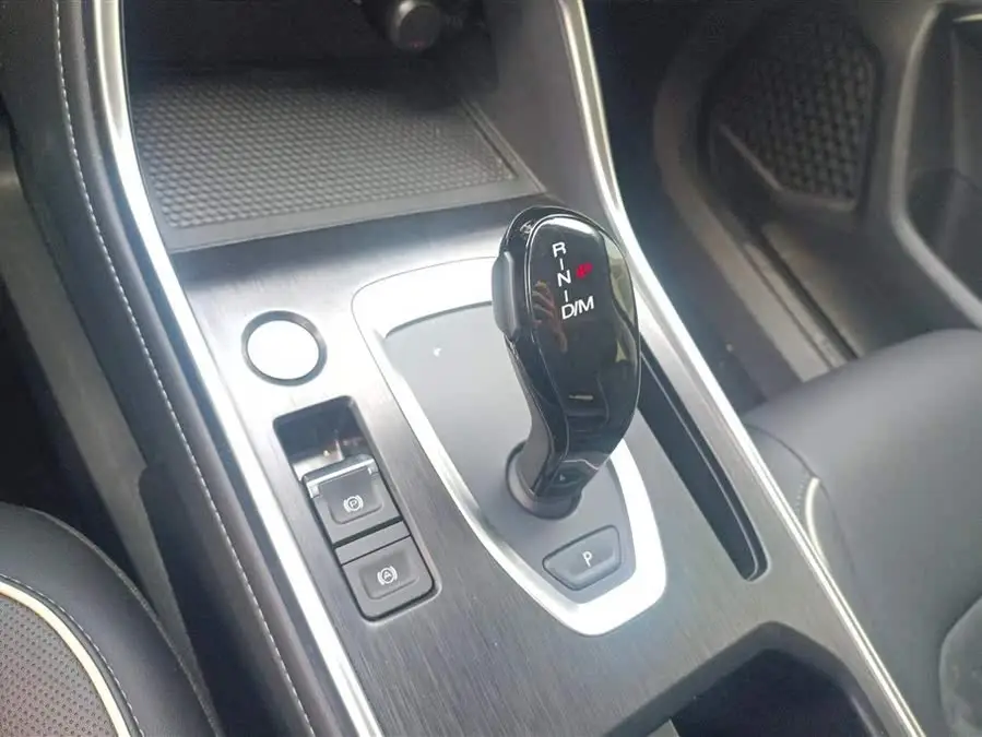 هافال H6 2023 نسخة الاتجاه الوطني 1.5T أوتوماتيكية حضرية