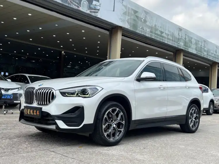 BMW X1 2021 sDrive25Li Leading