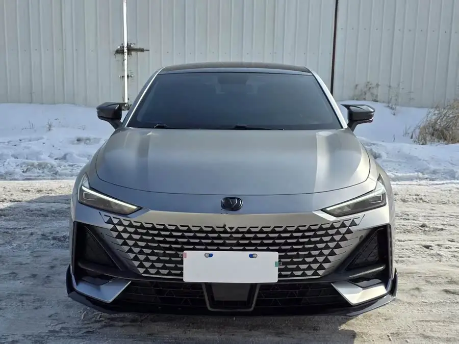 Changan UNI-V 2022 1.5T Sport Version