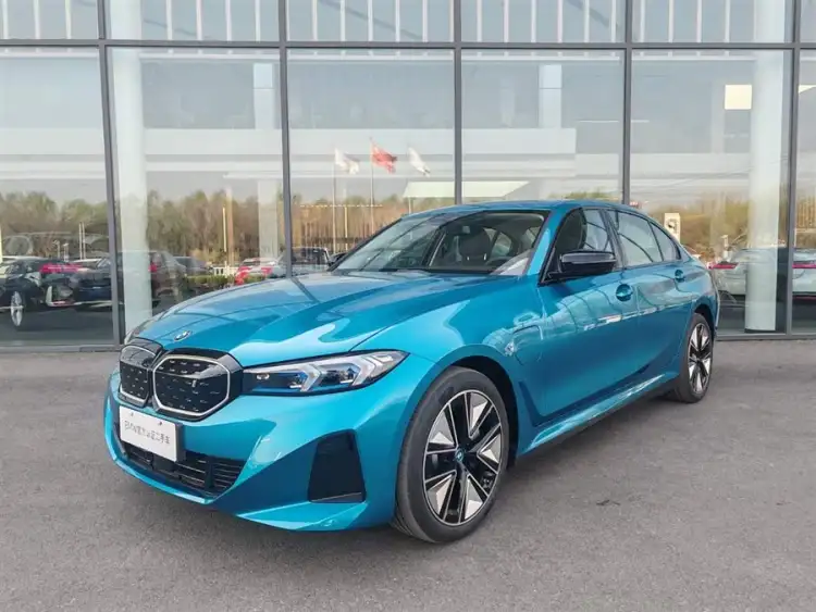 BMW i3 2023 eDrive 40 L Night Sport Package