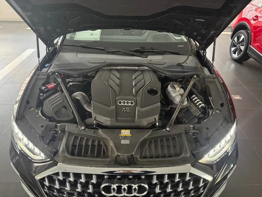 أودي A8 طراز 2023 A8L 55 TFSI كواترو الطراز الرائد