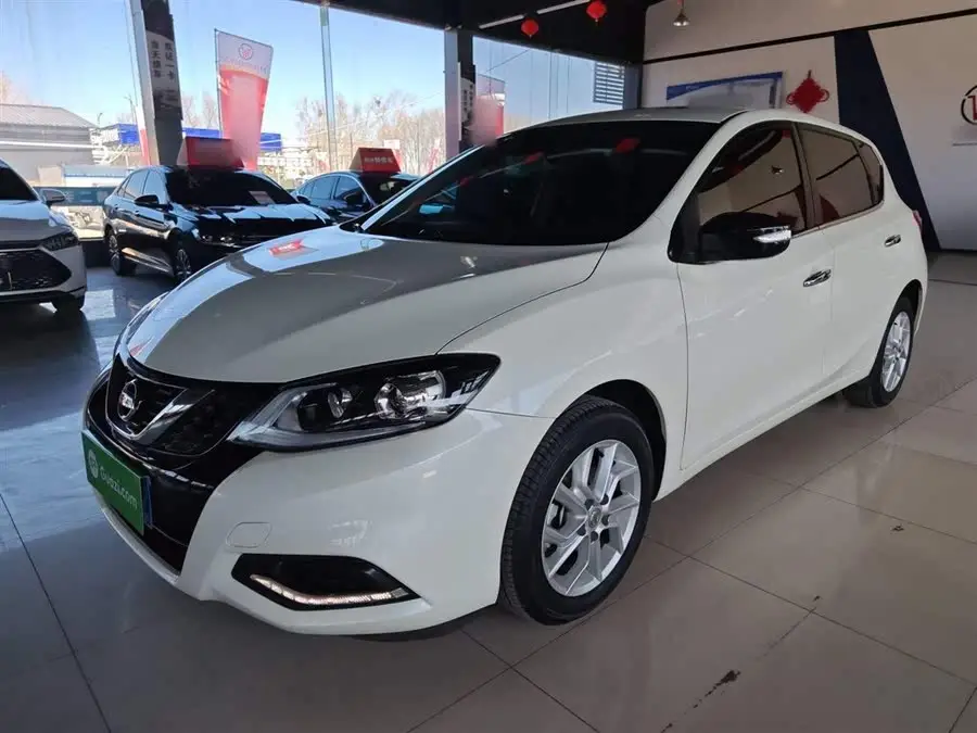 نيسان تييدا 2021 1.6 لتر CVT النسخة الذكية