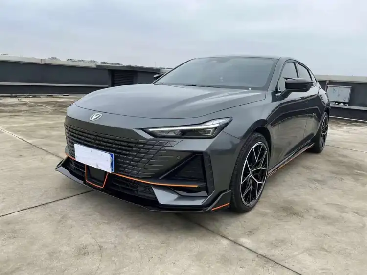 Changan UNI-V 2023 1.5T Sport Edition