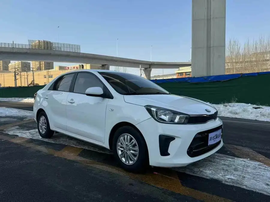 هوانغ تشي 2020 موديل تعديل 1.4 لتر أوتوماتيكي مريح مع سقف بانورامي