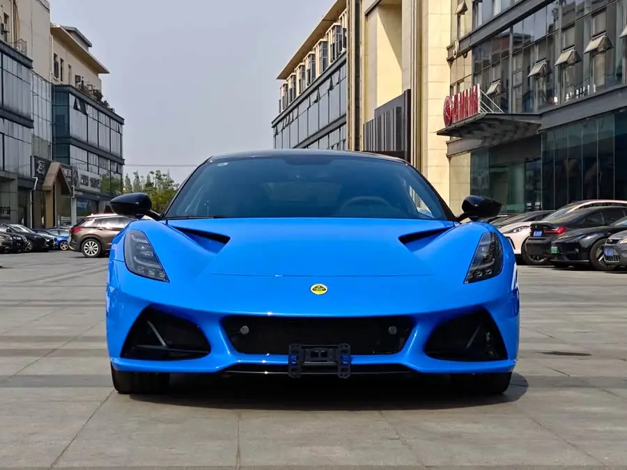 إيميرا 2022 3.5T V6 يدوي الإصدار الأول