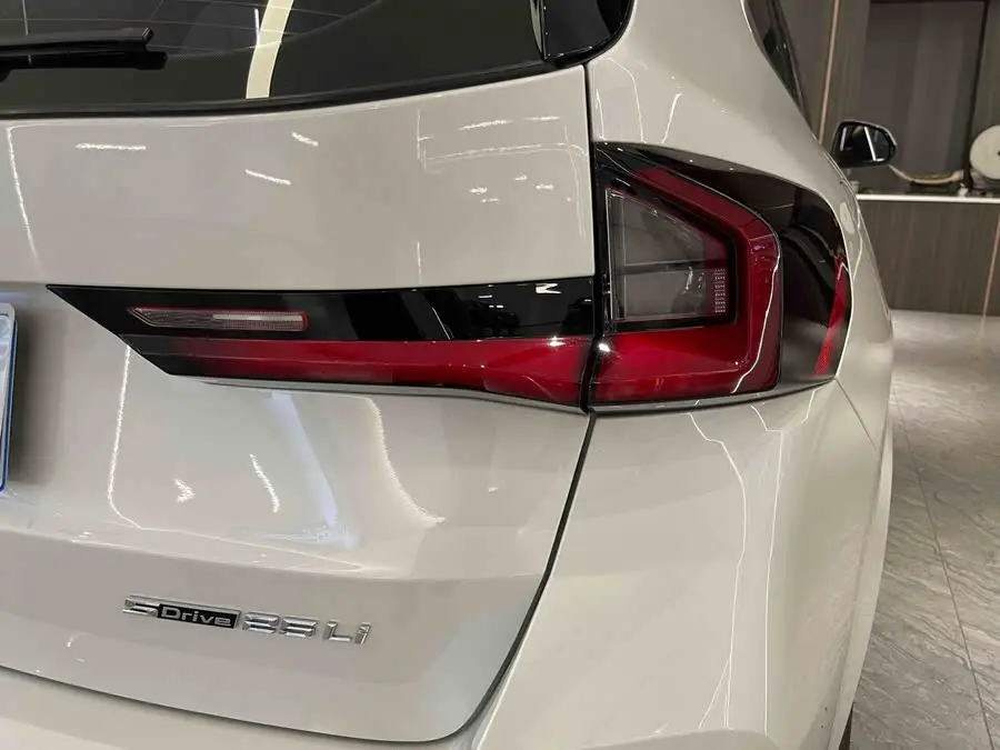 BMW X1 2023 sDrive25Li M Sport Package