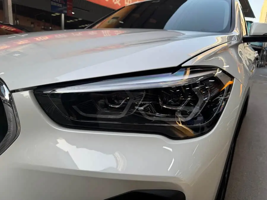 BMW X1 2022 sDrive25Li Leading Edition