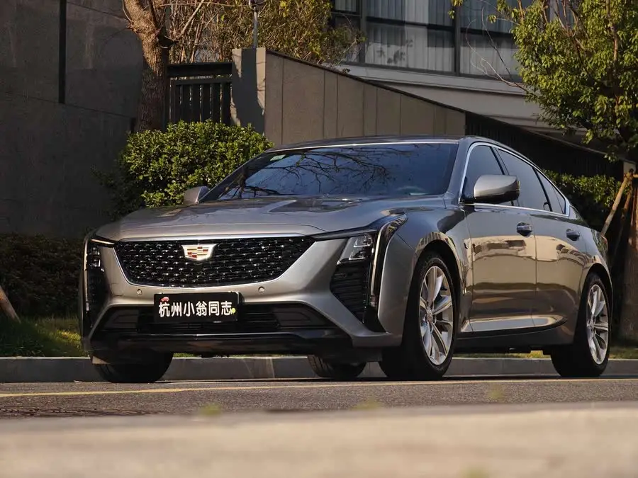 كاديلاك CT5 2024 28T برو الفاخرة