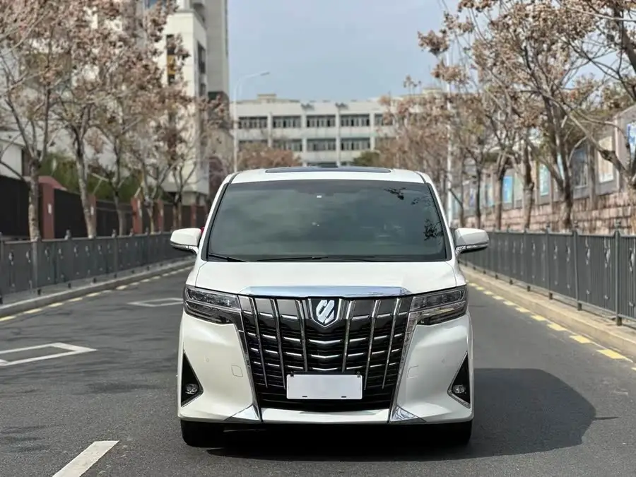 ألـفـارد 2018 3.5L النسخة الفاخرة