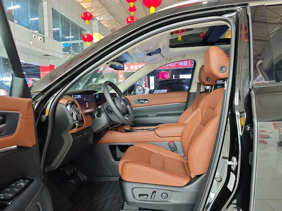 تانلو 2024 طراز 380VC-TURBO إصدار القيادة الذكية الدفع الرباعي 6 مقاعد