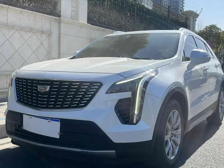 Cadillac XT4 2021 28T FWD Premium