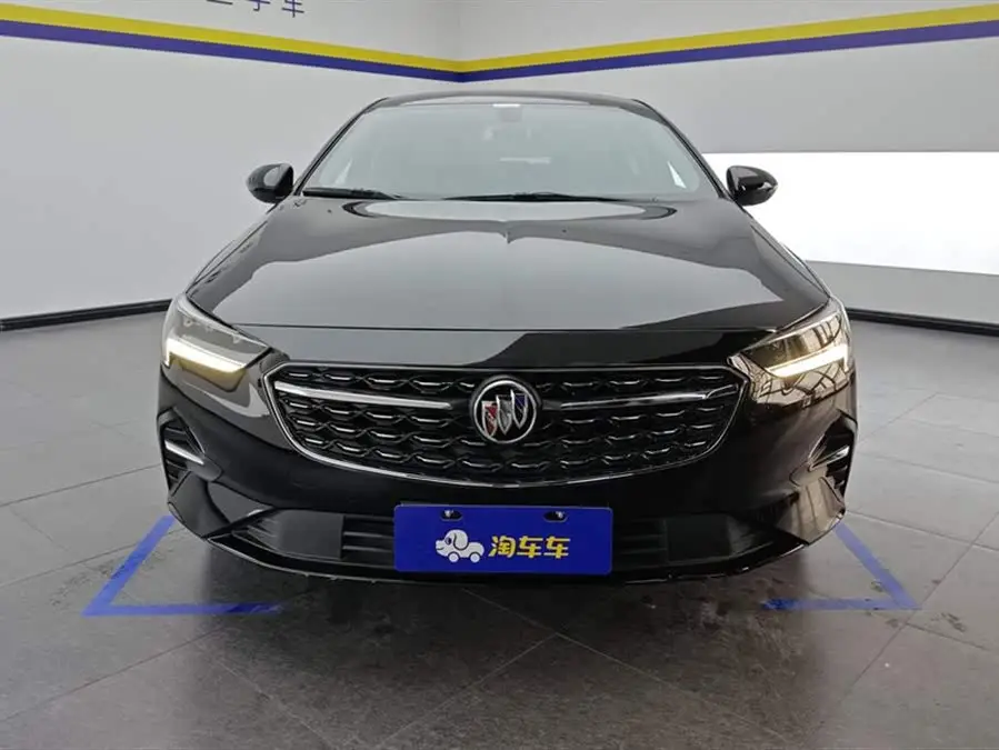 بيوك ريجال 2021 552T النخبة