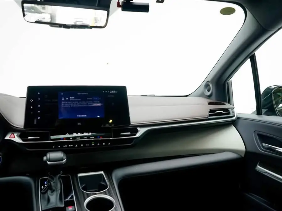 غريفيًا 2023 فئة 2.5L هجينة فاخرة VIP