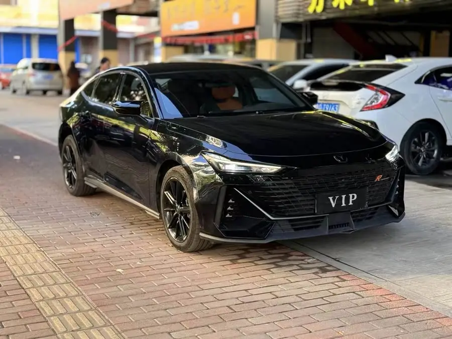 Changan UNI-V 2022 1.5T Premium