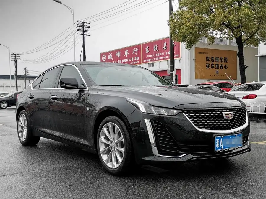 كاديلاك CT5 2021 28T الفاخرة