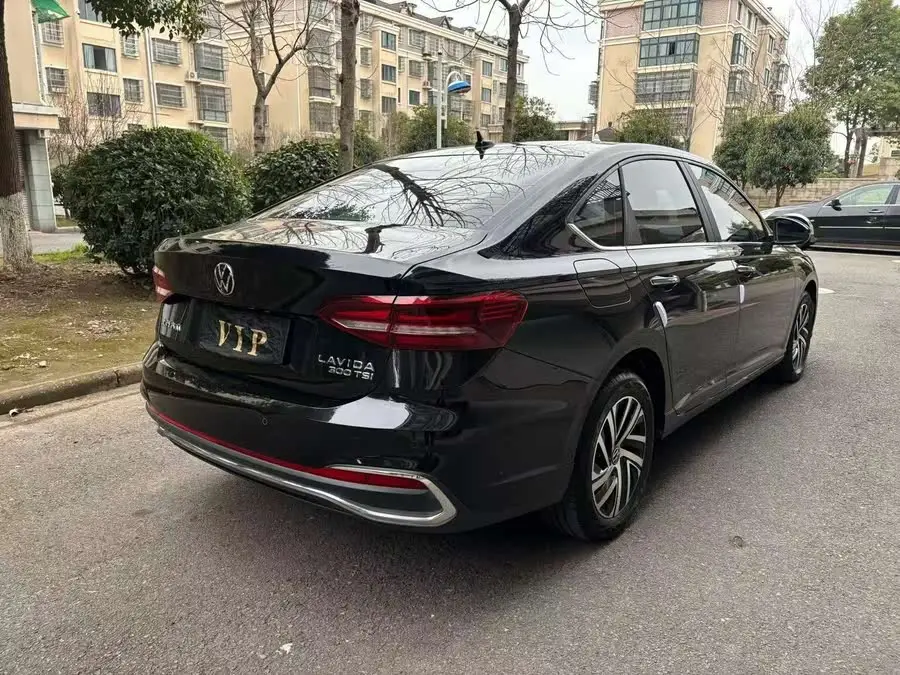 Lavida 2023 300TSI DSG Full Version