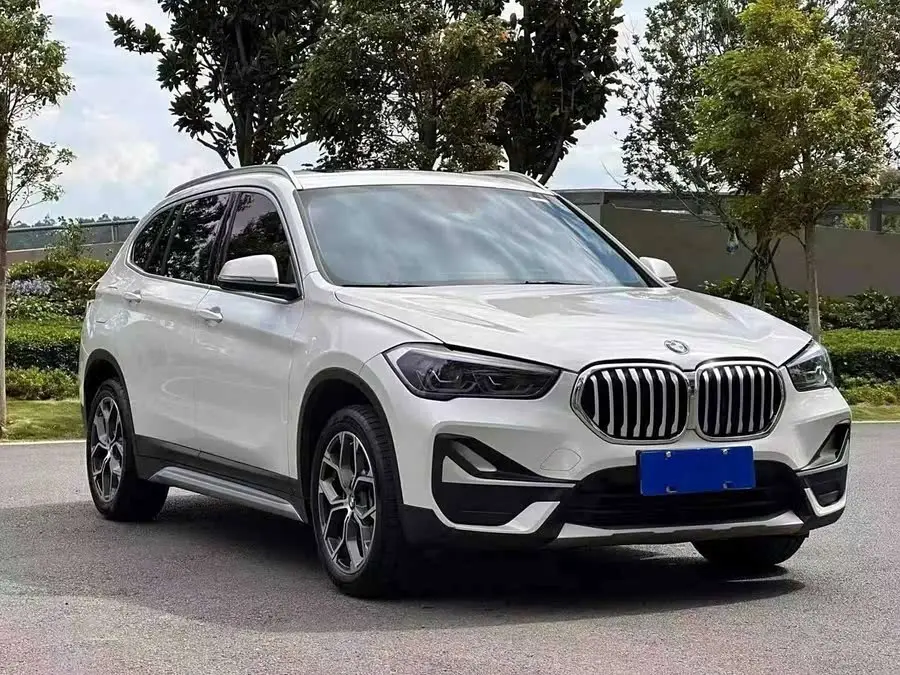 بي إم دبليو X1 2022 sDrive20Li إصدار الموضة