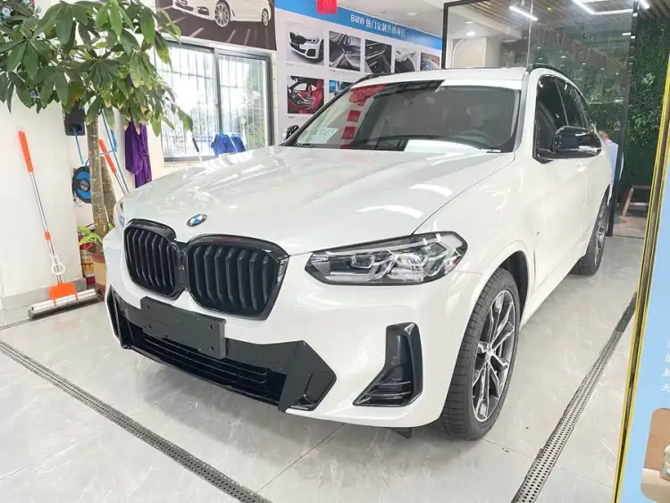 BMW X3 2023 xDrive30i Leading Edition M Night Package