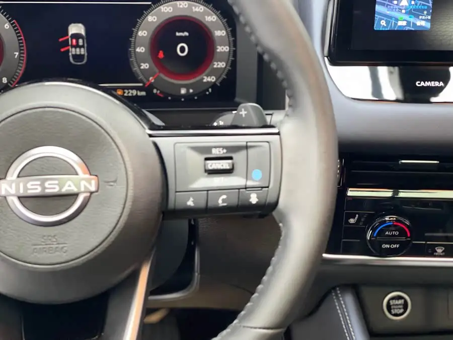 نيسان إكستريل 2023 1.3T CVT فلاجشيب