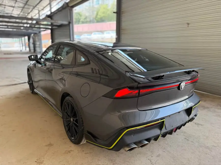 Changan UNI-V 2022 1.5T Sport Edition