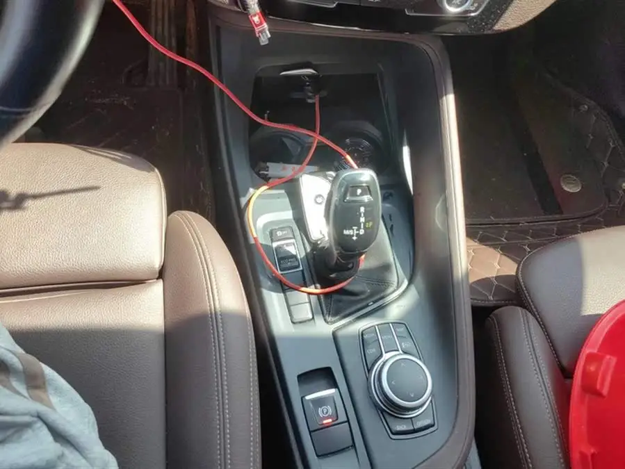 بي إم دبليو X1 2022 sDrive25Li النسخة الرائدة