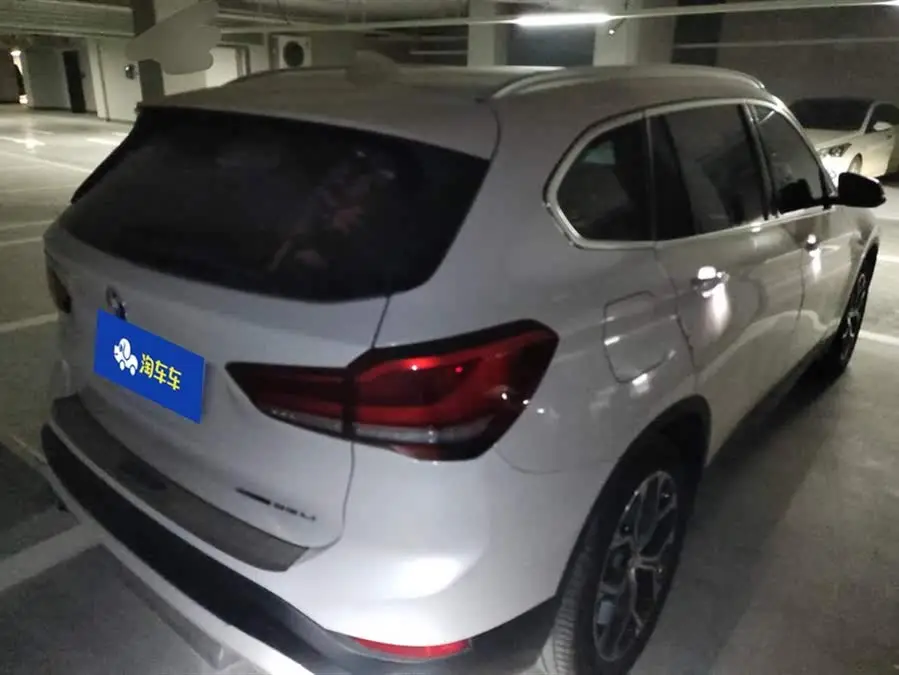 BMW X1 2022 sDrive25Li Leading Edition