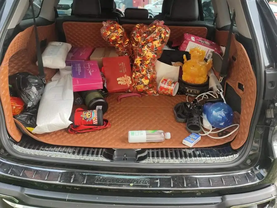 2021 تويوتا هايلاندر 2.0T دفع رباعي فاخر 7 مقاعد