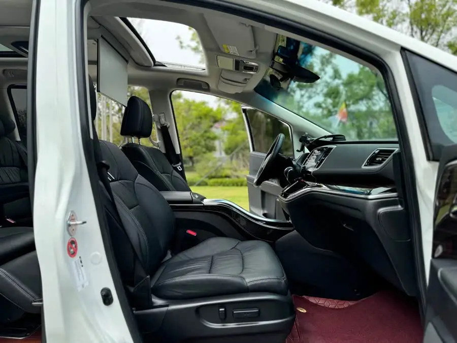 Odyssey 2019 2.0L Sharp Premium Edition