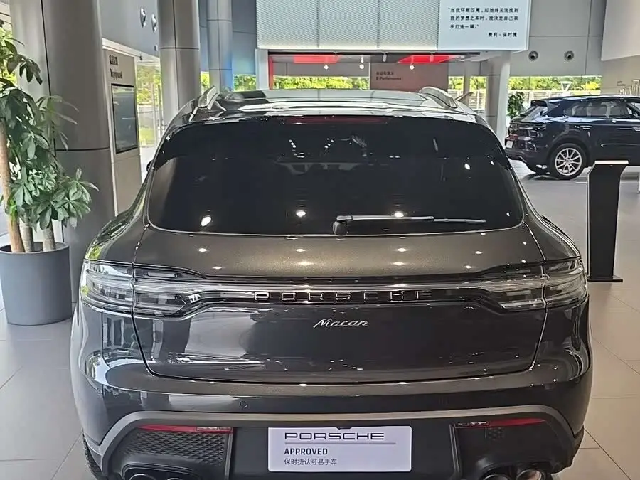 2022 Macan 2.0T